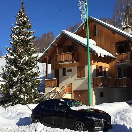 샬레 In With Panoramic Views 레두잘프