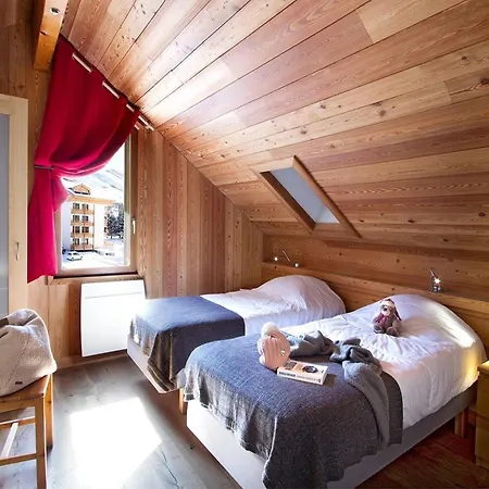 Chalet In With Panoramic Views