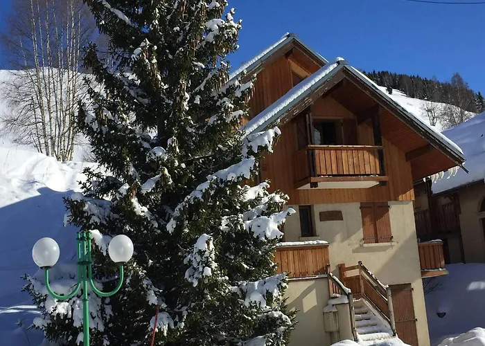 In With Panoramic Views Шале *