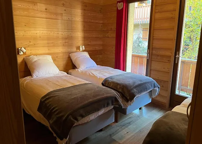 In With Panoramic Views *