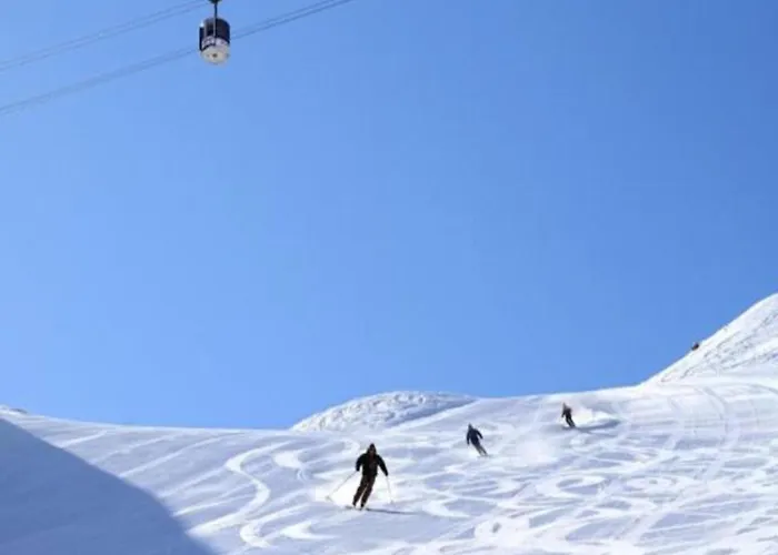 In With Panoramic Views Шале *